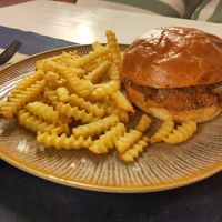 vChicken burger at LUA in Santa Susanna