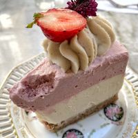 Raw cake at Simply Raw Bakery and Bistro in Vienna