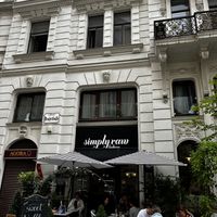 The front of the restaurant  at Simply Raw Bakery and Bistro in Vienna