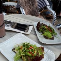 strawberry cashew milks shake, avocado sendwich at Simply Raw Bakery and Bistro in Vienna