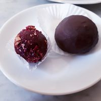 Balls at Simply Raw Bakery and Bistro in Vienna