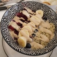 Warm porridge at Simply Raw Bakery and Bistro in Vienna