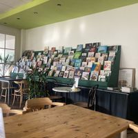 Lese Stoff   at Lesecafe Anstandig essen in Erlangen