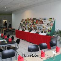  at Lesecafe Anstandig essen in Erlangen