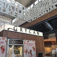 Icecream counter located on 1st floor of the Mall at Grycan in Bydgoszcz
