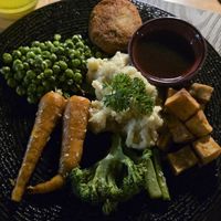 Garden Roast at Anandinii Organic Garden & Kitchen in Sidemen