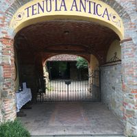 The entrance  at Agriturismo Tenuta Antica in Cessole