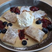 Apfelstrudeltaschen  at Virtshaus in Ulm