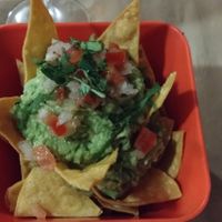 Guacamole mit Chips at Coco in Calella