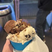 Cookies n cream and chocolate mousse almond  #Veganuary at Gelato and Angels in Manhattan Beach