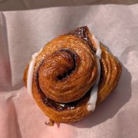 Vegan cinnamon bun at Buns From Home in North London