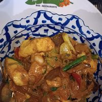 Curry amarillo con tofu (riquísimo) at Banana Tree in Haywards Heath