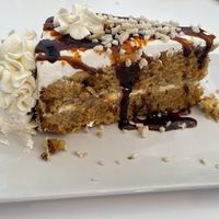 Tarta de zanahoria   at La Huella Vegana - ES Visuals in Andorra La Vella