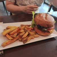 Huella burger at La Huella Vegana - ES Visuals in Andorra La Vella
