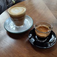 Flat white + Espresso at waldstadtrösterei in Eberswalde