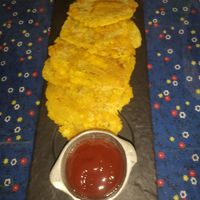 Patacones at Meye Bounore in Bajo Boquete