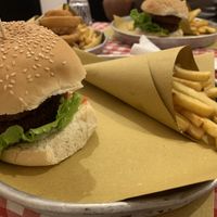 Vegan burger (falafel patty)   at Pantondo in La Spezia