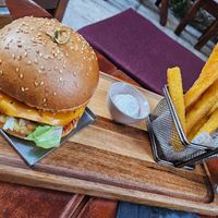 Burger at Vintage Bar in Hvar