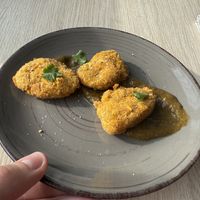 mais nuggets with kiwi salsa  at Sambuca in Clermont-ferrand