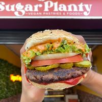 Hamburguesa vegana Whoplanty at Sugar Planty in Mexico City