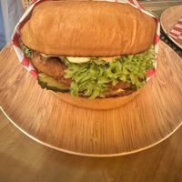 Crispy chicken sandwich   at Sugar Planty in Mexico City