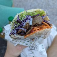 Pita Vegiboss at Veganitas in Bern