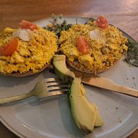 Scrambled tofu on bun at Balino Yoga Café  in Sevilla