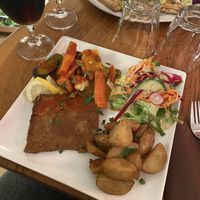 L’assiette berbère and L’Escalope de Seitan #Veganuary at Le Grenier de Notre Dame in Paris