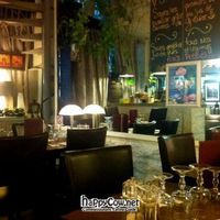 inside at Le Grenier de Notre Dame in Paris