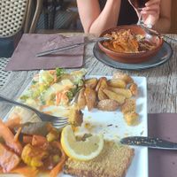 Aardappel gratin en schnitzel van seitan at Le Grenier de Notre Dame in Paris