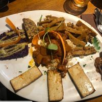 Assiette bérbere at Le Grenier de Notre Dame in Paris