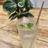 Fresh lemonade at R&R Bagels in Hong Kong Island