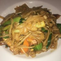 Pad thai at Vegebowl in Paris