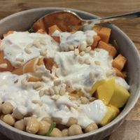 Vegan tuna bowl 🍜 at be low - bowl bar in Buchholz In Der Nordheide