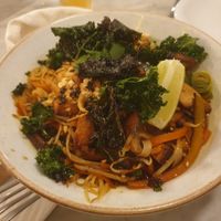 Pad thai at Quinoa in Las Condes