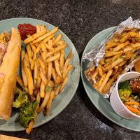 po boy, chicken sandwich, garlic fries, nuggets at Ground Control in Chicago