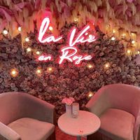 ambience   at EL&N in Paris