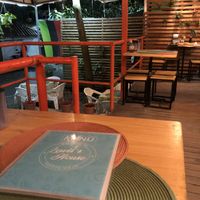 Outdoor seating   at Lewis's House in Puerto Viejo De Talamanca