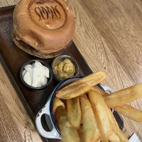   at SIGGIS v/gan burger & co in Munich