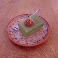 Raw Vegan Cake 羅勒青檸芝士蛋糕 at Yu Dei 余地 in Kowloon