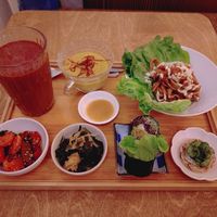 "Fall Season" Raw Set by Chef Tina Barrat at Yu Dei 余地 in Kowloon