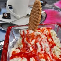 Spaghettieis! at San Marino Eiscafé in Hagen