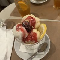 lemon sorbett  at Isola La Cantine Littéraire in Paris