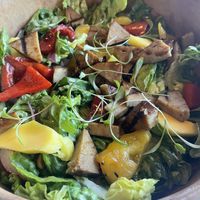 Thai inspired mango salad with seitan  at Pau de Lume in Funchal