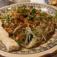 Pad thai, rico, pero nada que ver con su versión original tailandesa at Tae Tae Tae (태태태) in Busan