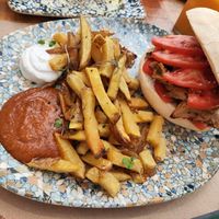  at Mocka Tomares in Tomares