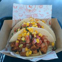 Tacos con tofu y ensalada at Restaurante Habanero in Tenerife