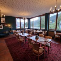 Restaurant room at Die Sonnenuhr in Zeltingen
