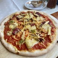 Pizza  at Die Sonnenuhr in Zeltingen