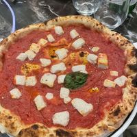 Margherita with vegan mozzarellaa  at OWAP in Naples